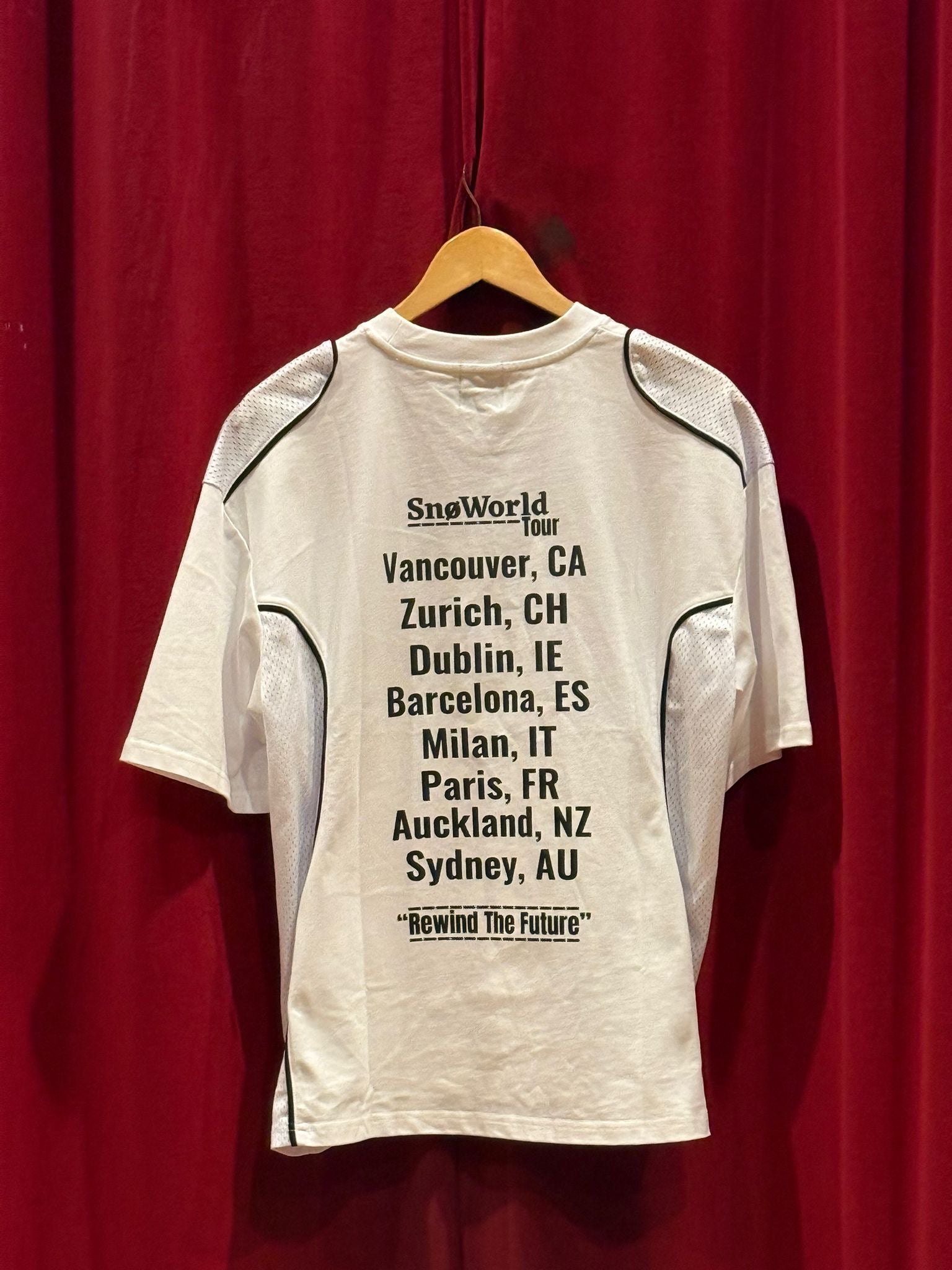 MMIX Era “SnøWorld” Venue Tee