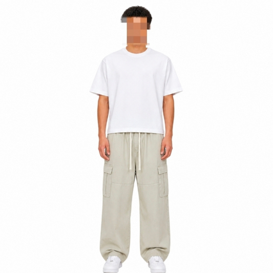 Pantalon cargo à jambe droite Faith Moves First